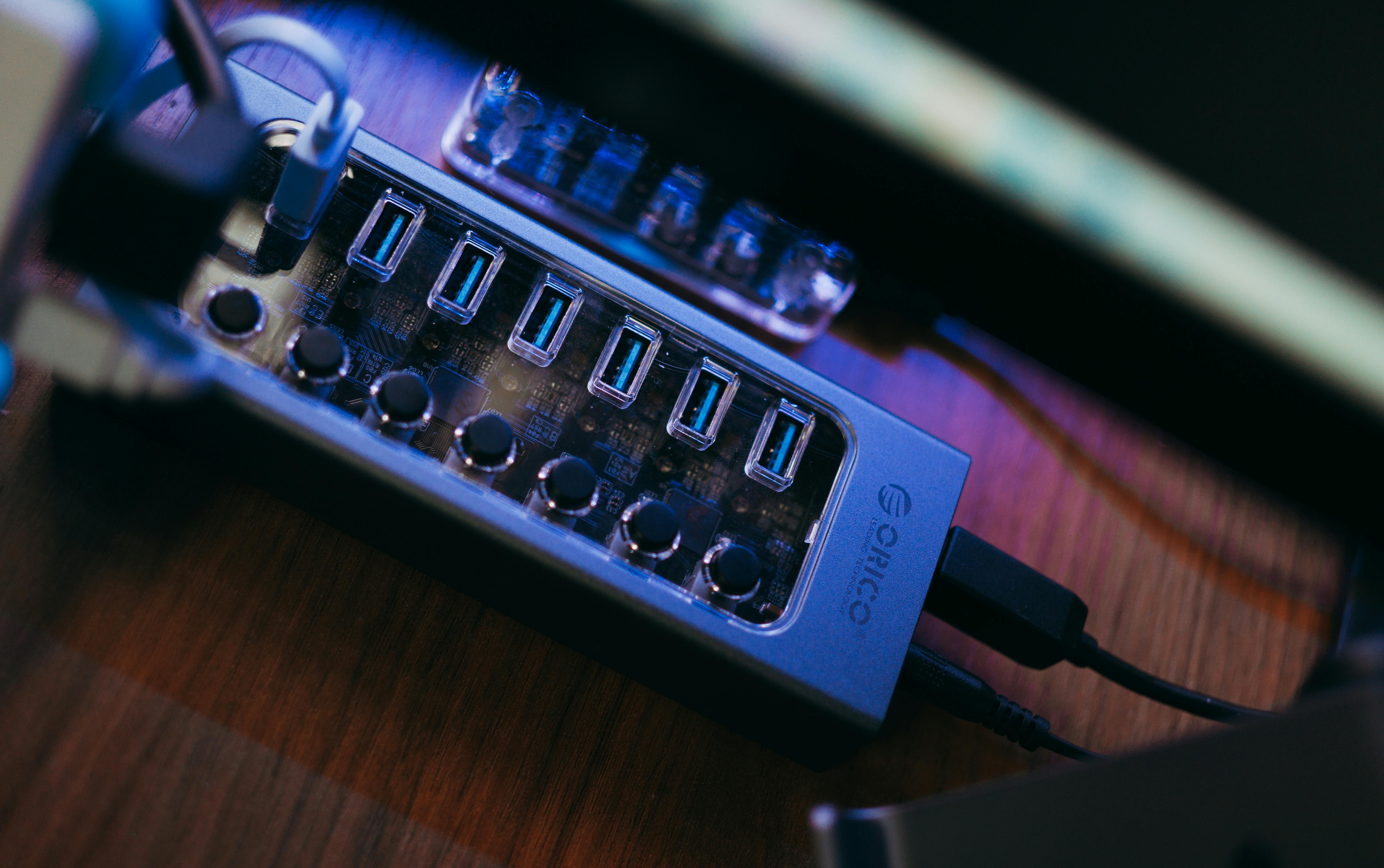 USB Hubs